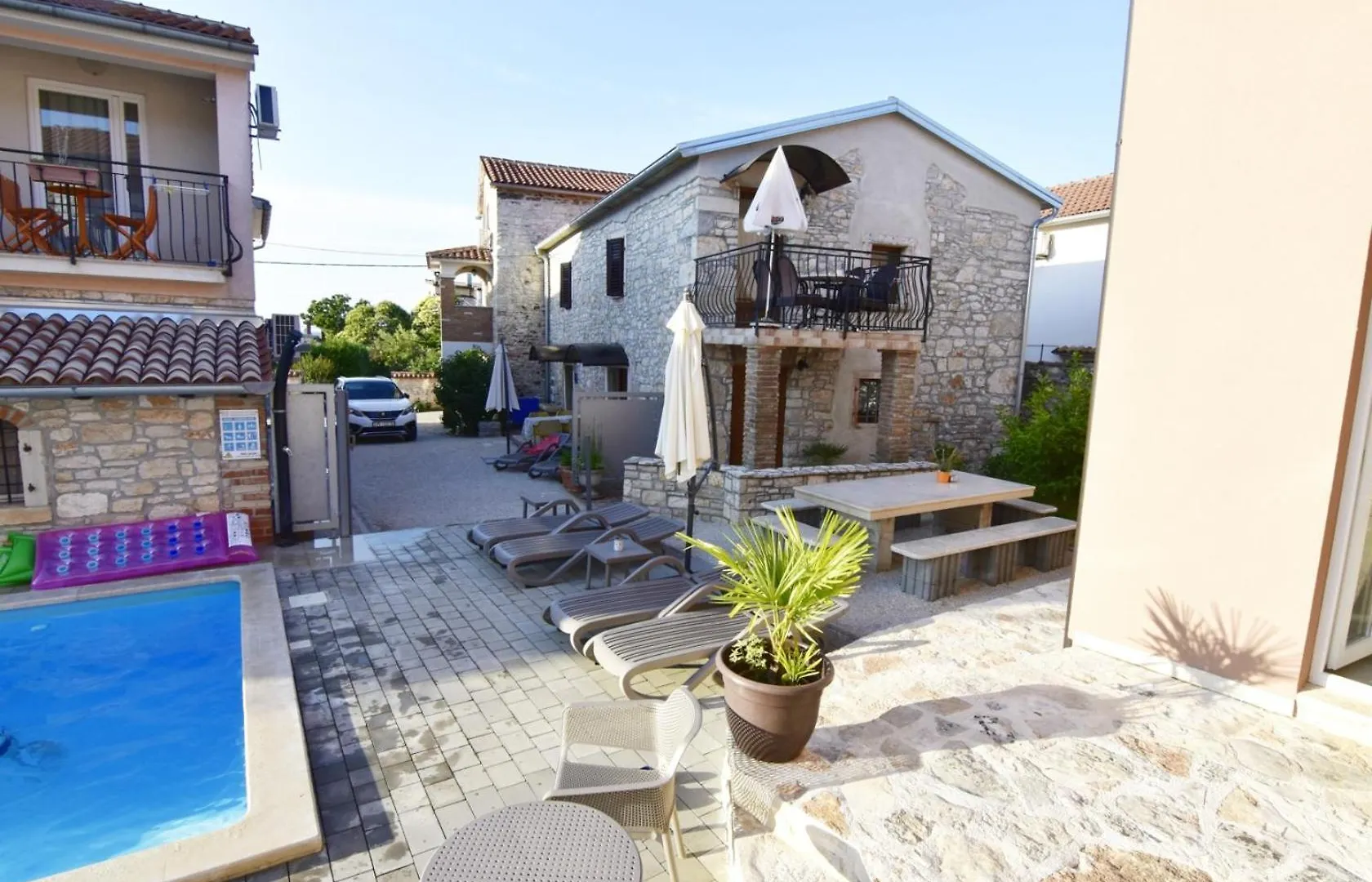 Family Friendly Apartments With A Swimming Pool Tar, Porec - 22755 Tar-Vabriga